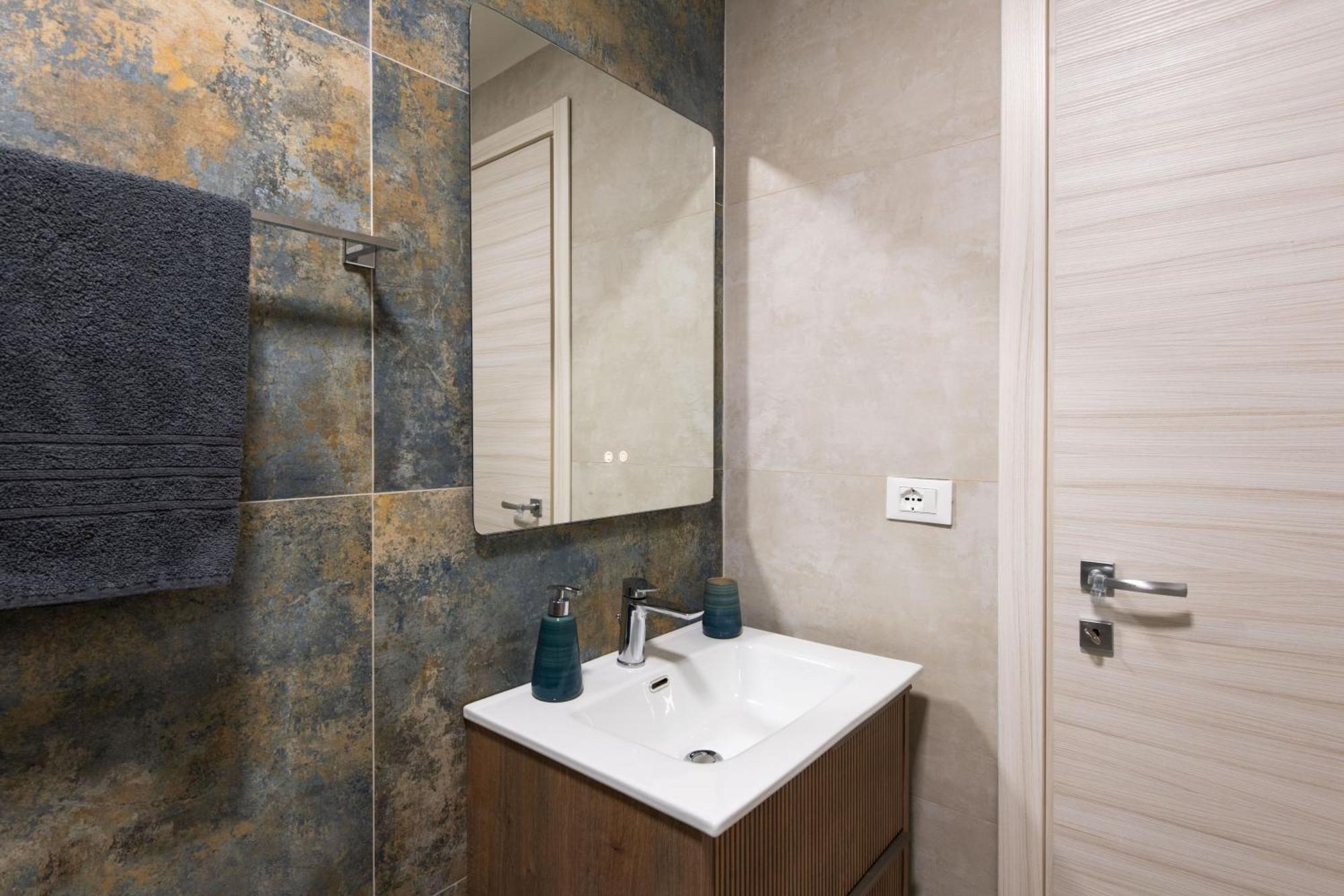Villareale Flat - Palermo City Center Free Parking Exteriör bild